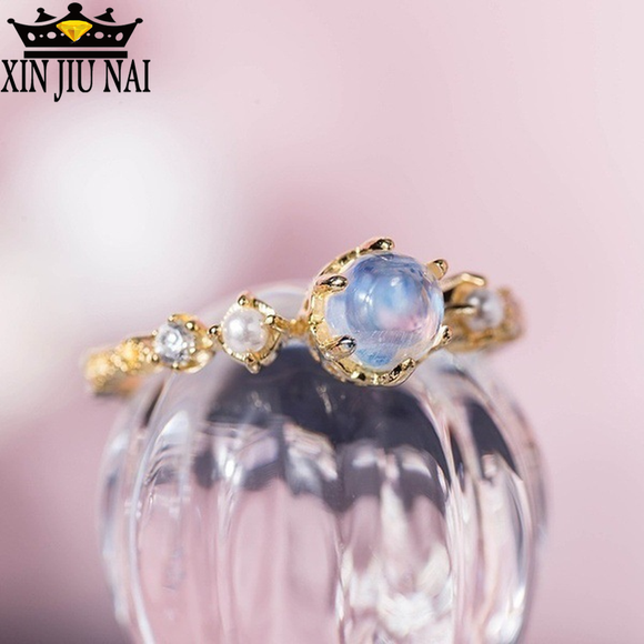 Crystal FemaleMysterious color  Small Moonstone Ring Cute Luxury 925 Silver Love Wedding Jewelry Promise elegant Rings For Women